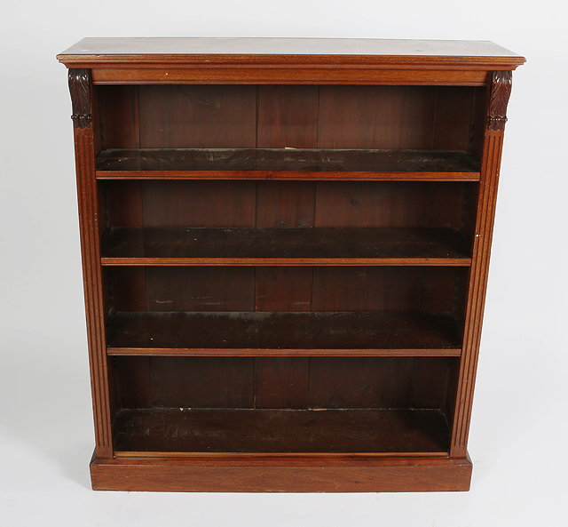 Appraisal: AN EDWARDIAN MAHOGANY OPEN FRONT BOOKCASE fitted three adjustable shelves