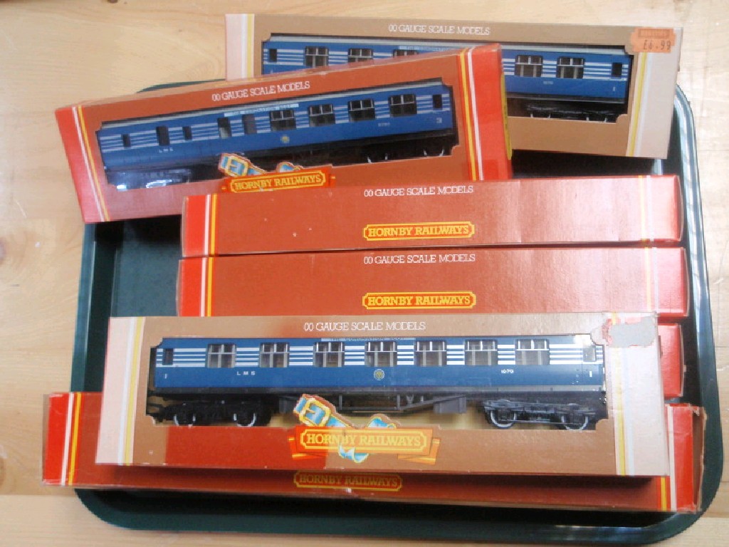 Appraisal: Hornby gauge 'Coronation' Class Locomotive and six Coronation Scott coaches