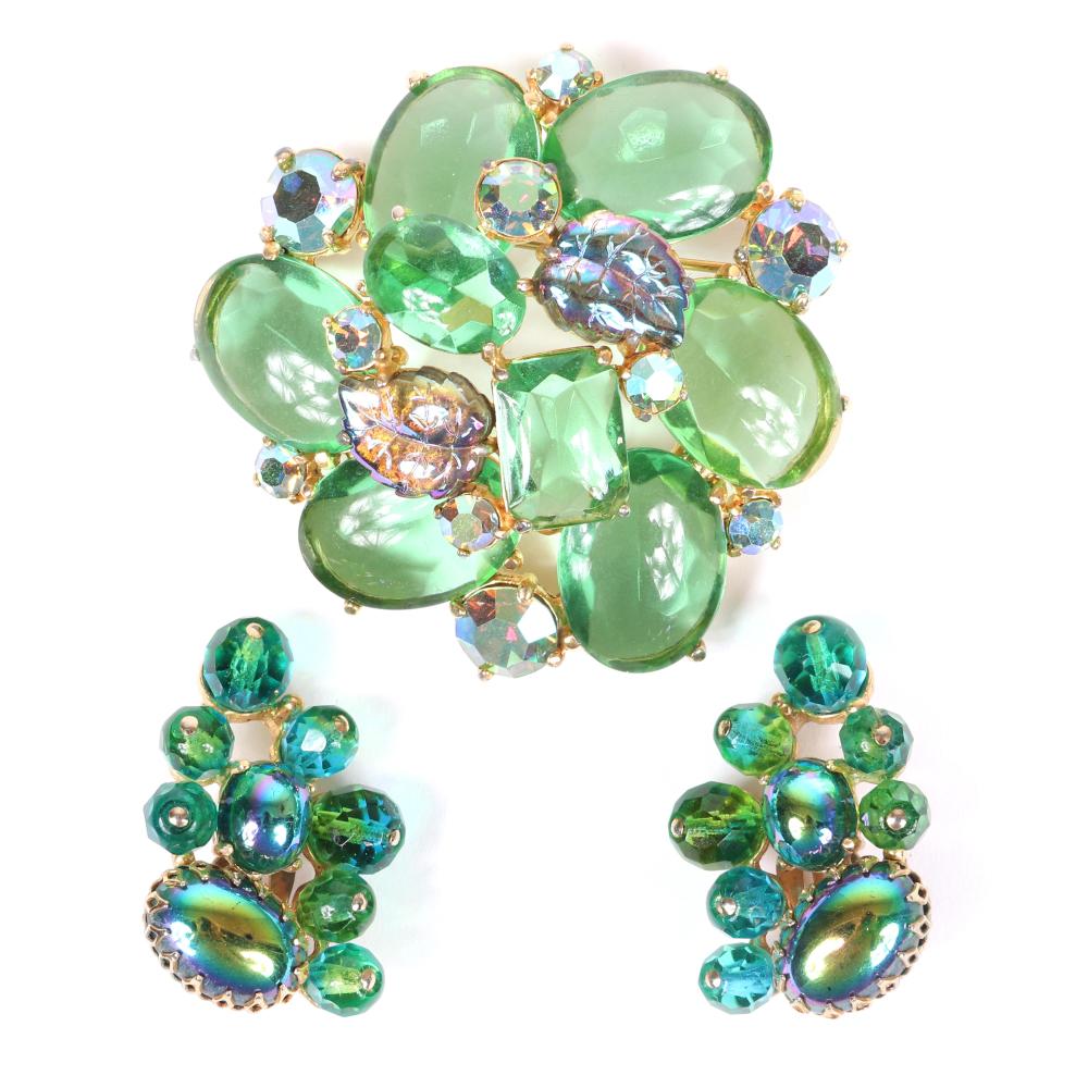 Appraisal: SCHIAPARELLI PC GOLD TONE GREEN JEWEL CLUSTER BROOCH AND CO-ORDINATING