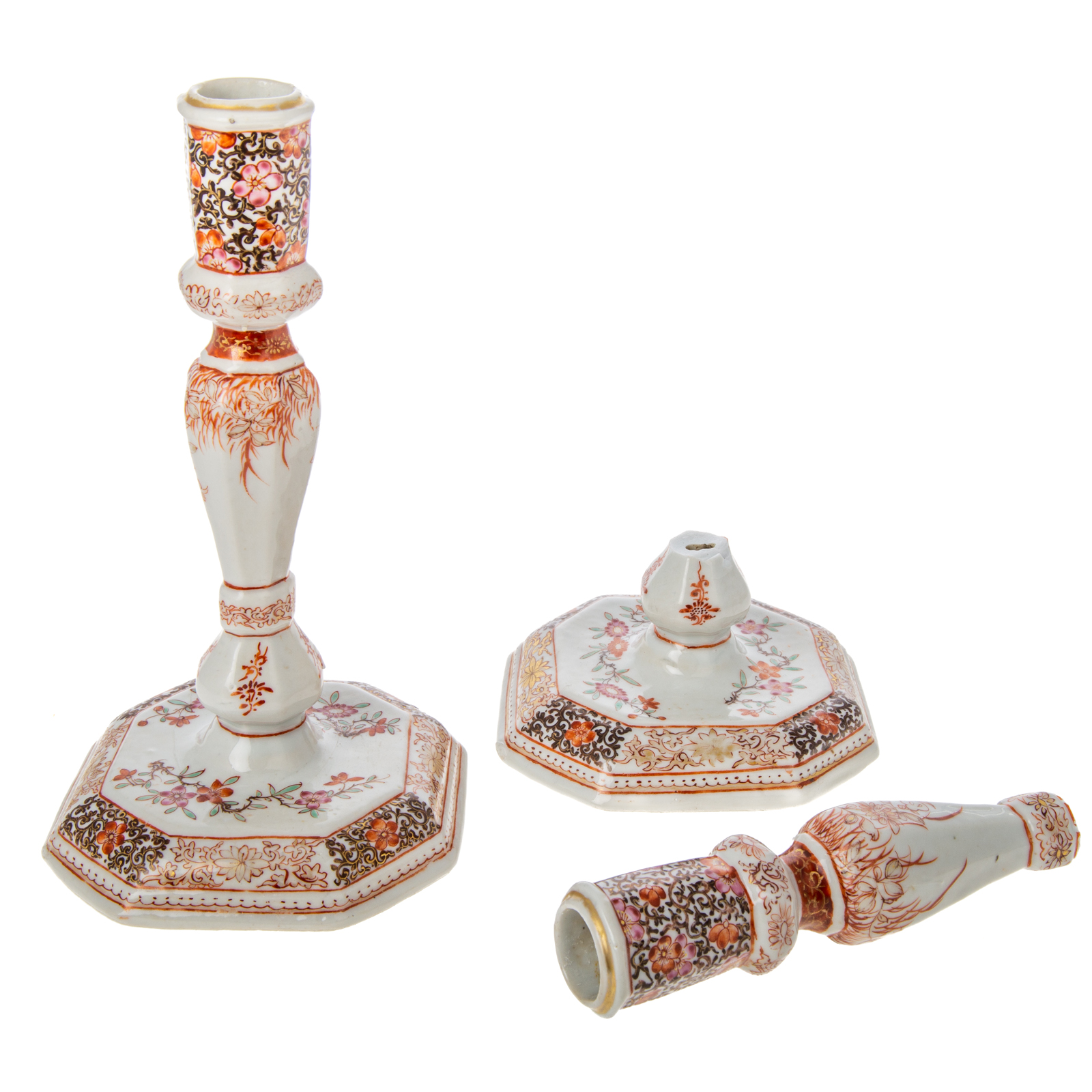 Appraisal: A PAIR OF CHINESE EXPORT PORCELAIN CANDLESTICKS Qianlong Era circa