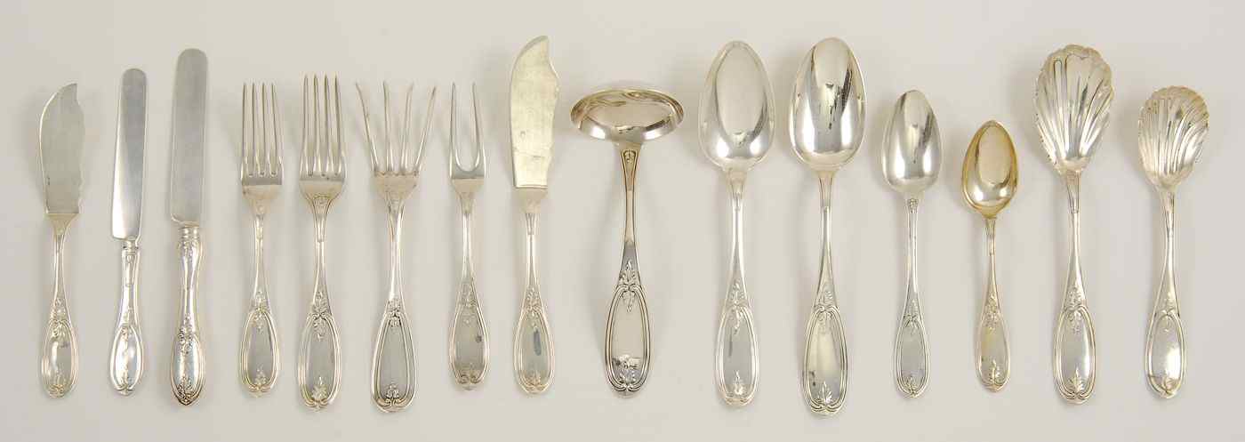 Appraisal: PARTIAL AMERICAN SILVER FLATWARE SETBy various makers Some pieces coin