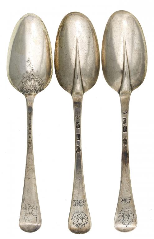 Appraisal: A PAIR OF GEORGE I HANOVERIAN PATTERN TABLESPOONS engraved with