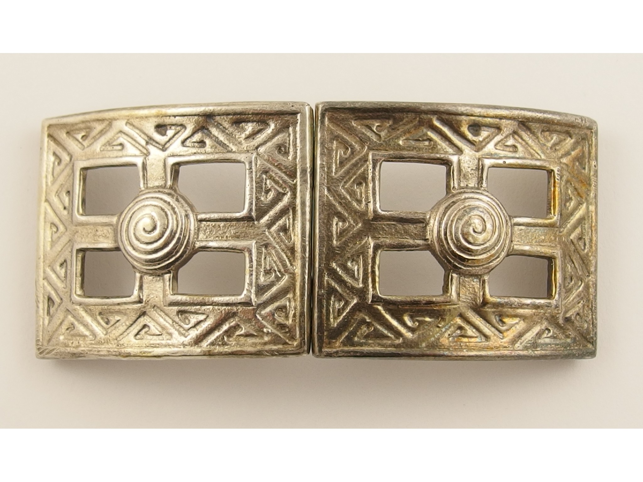 Appraisal: An unusual Alexander Ritchie silver bucklethe two oblong shapes are