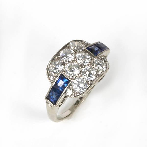 Appraisal: A diamond sapphire kt white gold ring estimated total diamond