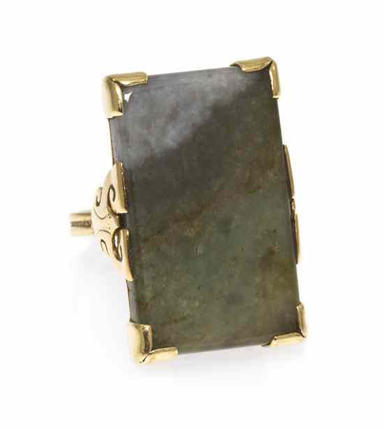 Appraisal: A Karat Yellow Gold and Hardstone Ring containing one hardstone