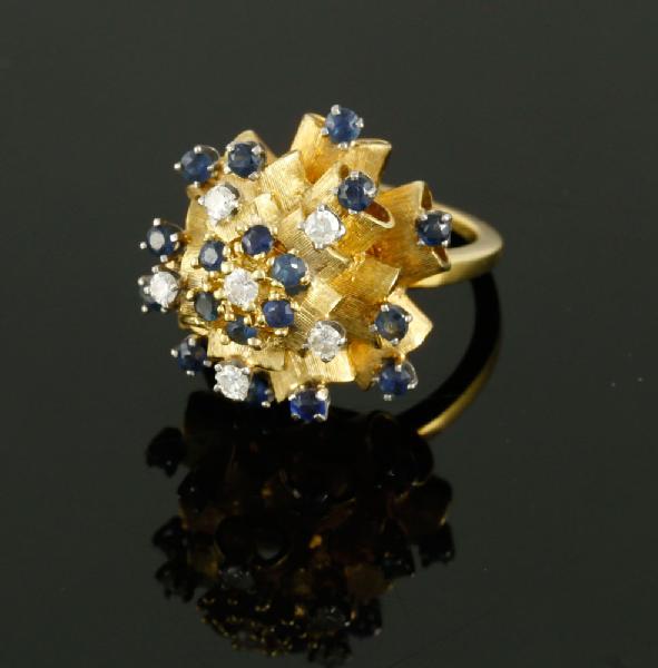 Appraisal: - Ladies' K Floral Topiary Ring Ladies' K gold floral