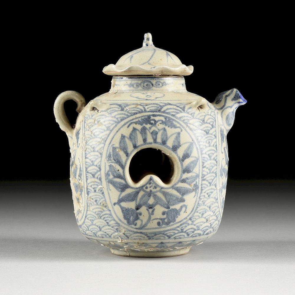 Appraisal: A RARE VIETNAMESE ANNAMESE BLUE AND WHITE PORCELAIN PIERCED AND