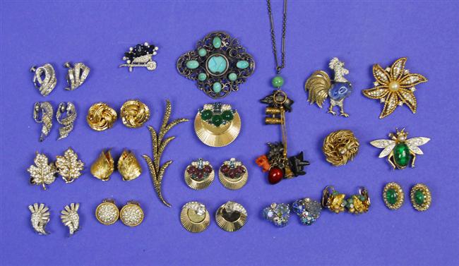 Appraisal: COLLECTION OF COSTUME JEWELRY including pair of ear clips and