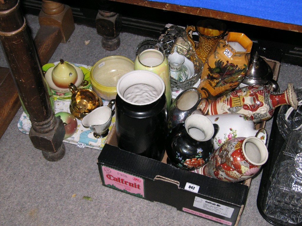 Appraisal: Lot comprising a tray and a box of assorted ceramics