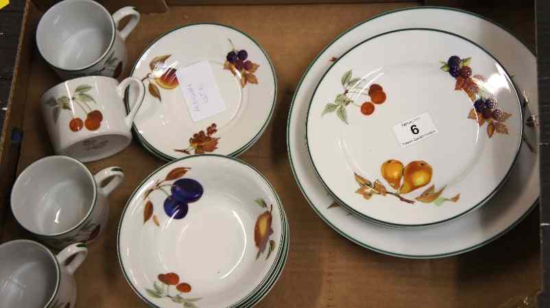 Appraisal: Royal Worcester Evesham Vale pc service comprising each cups saucers