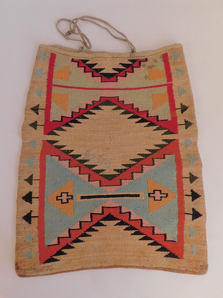 Appraisal: NEZ PERCE CORN HUSK BAG Nez Perce Native American woven