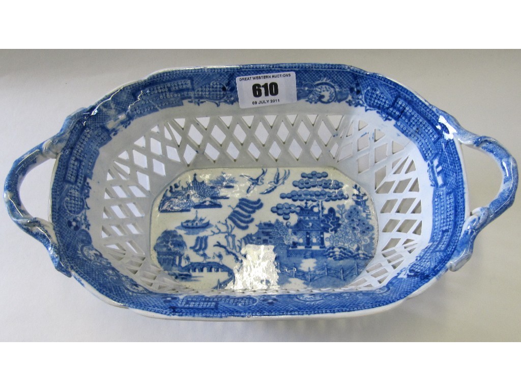 Appraisal: Pearlware 'Willow' pattern reticulated two handled bowl