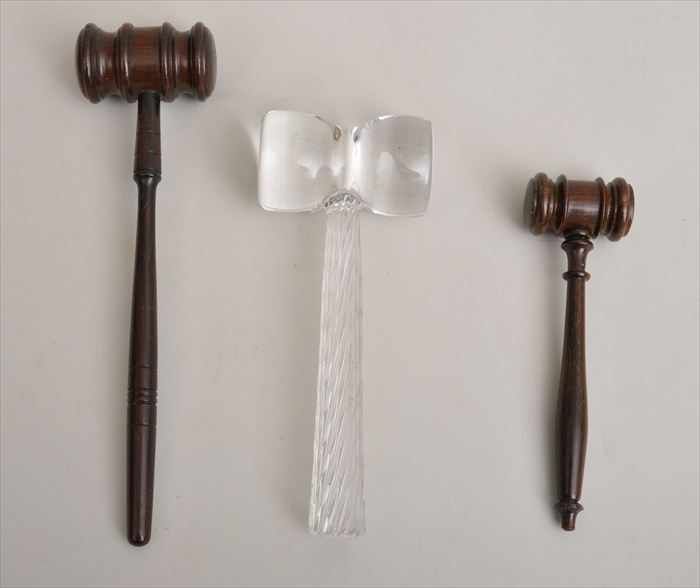 Appraisal: VAL ST LAMBERT GLASS GAVEL WITH SPIRAL-FLUTED HANDLE AND TWO