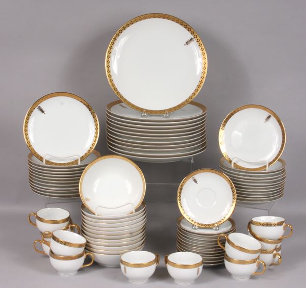 Appraisal: Set of Tiffany and Co 'Imperial China' c diam largest