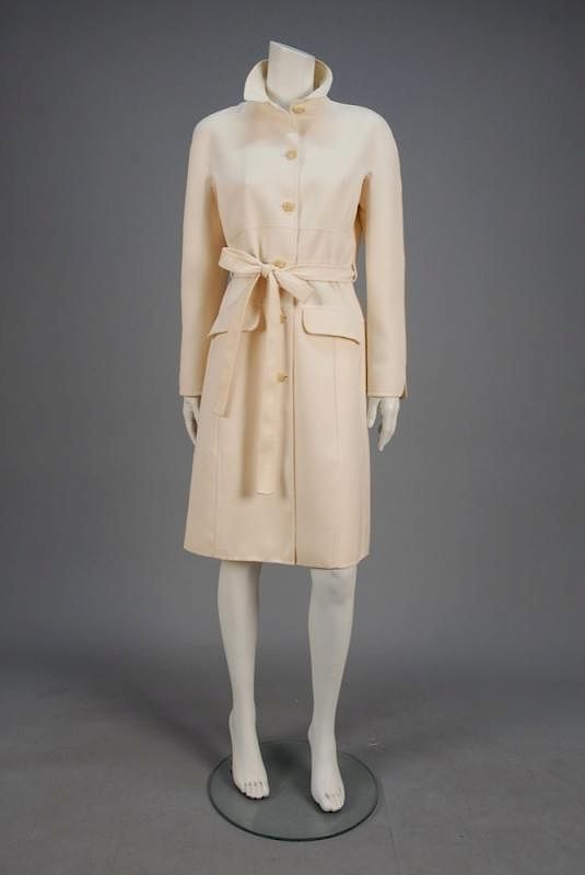 Appraisal: CHADO RALPH RUCCI BELTED WOOL COAT Cream with small collar