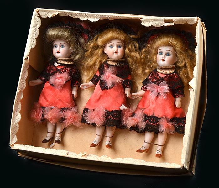 Appraisal: RARE BOXED SET OF THREE GIRL DOLLS SALES MAN'S SAMPLE