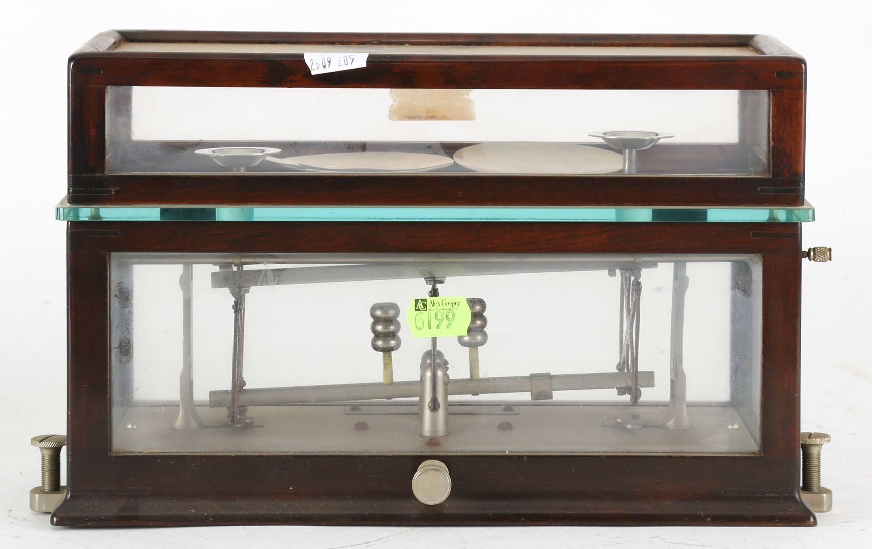 Appraisal: Cased balance scale