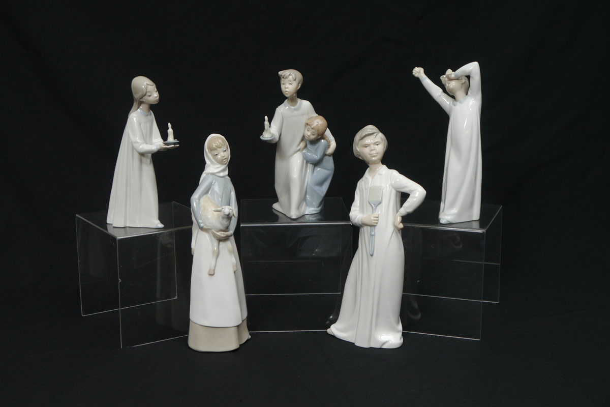 Appraisal: LLADRO PORCELAIN FIGURINES Three from the Children in Nightshirts set