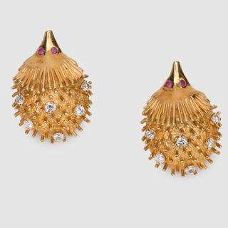 Appraisal: K Yellow Gold Diamond and Ruby Hedgehog Earclips K Yellow