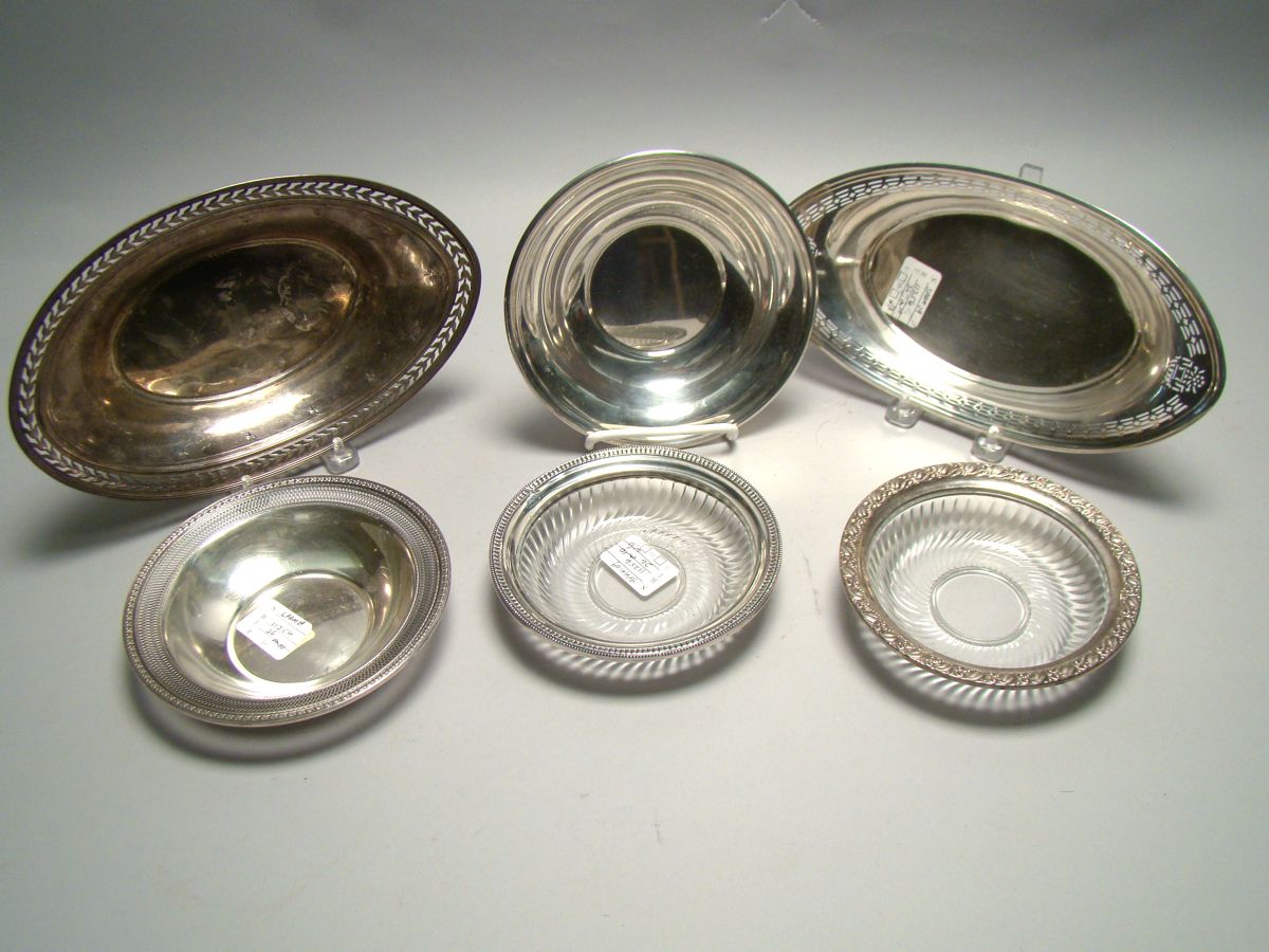 Appraisal: TEN STERLING SILVER HOLLOWWARE PIECES By various makers Consists of