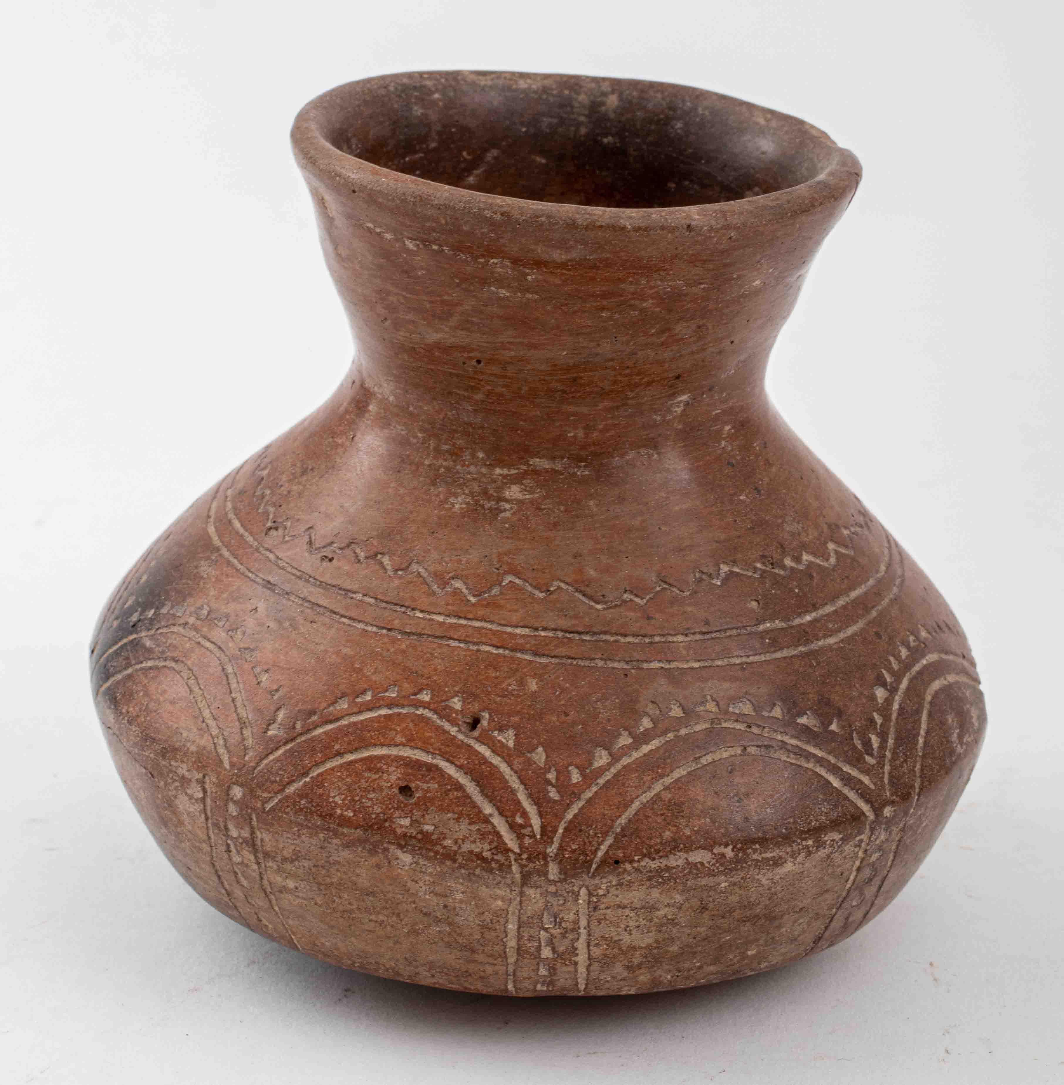 Appraisal: PRE-COLUMBIAN INCISED CERAMIC VESSEL Precolumbian ceramic pottery vessel incised with