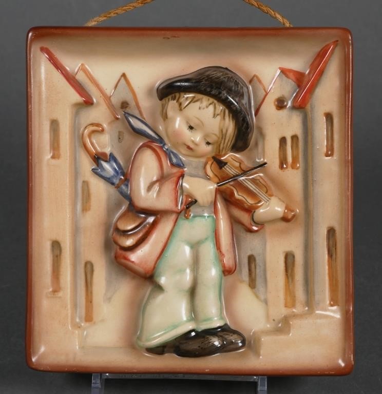 Appraisal: Hummel wall plaque Little Fiddler Signature on back Has building