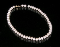 Appraisal: Cultured Pearl Necklace This necklace has approx mm slightly baroque