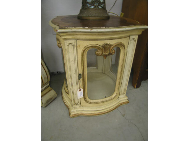 Appraisal: Coffee Table Size Display Cabinet