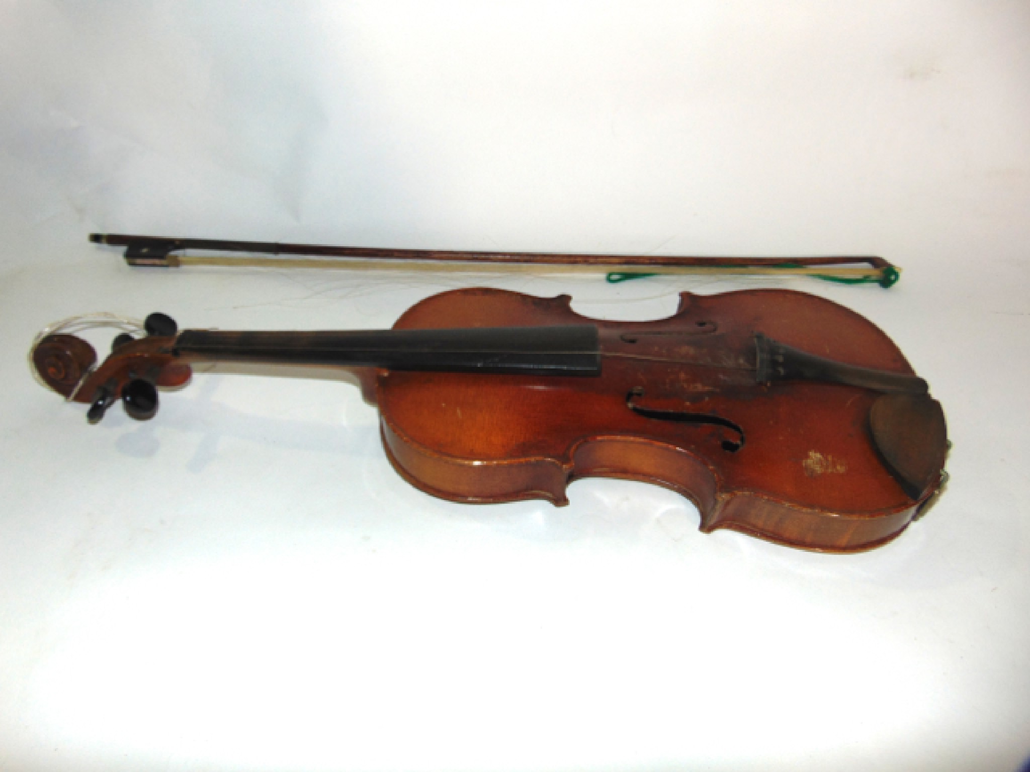 Appraisal: A violin with paper label to interior reading Antonius Stradivarius