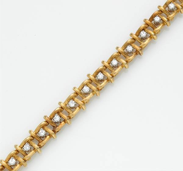 Appraisal: A diamond bracelet estimated total diamond weight carats mounted in