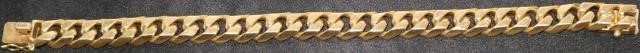 Appraisal: HEAVY KT YELLOW GOLD BRACELET FLAT LINKS LONG DWT