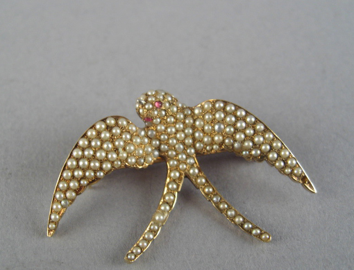 Appraisal: A L th C Gold and Pearl Brooch in the