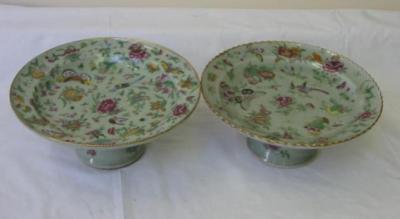 Appraisal: A PAIR OF CHINESE CANTON PORCELAIN COMPORTS of circular form