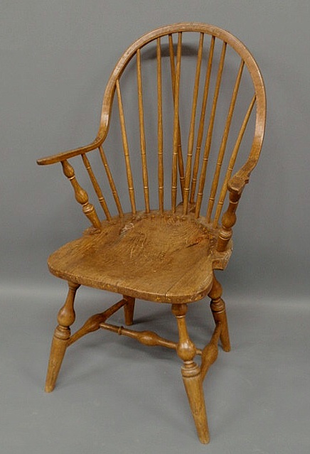 Appraisal: Connecticut brace-back Windsor continuous armchair early th c with turned