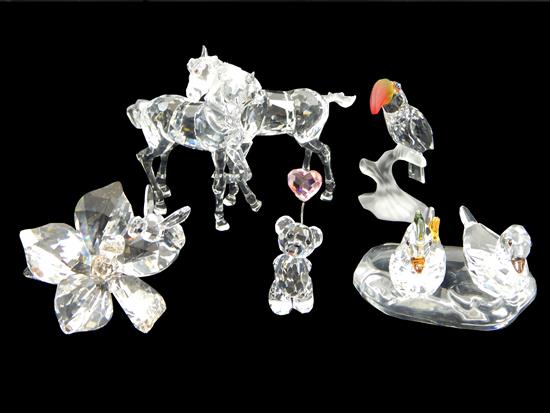 Appraisal: GLASS Swarovski cut crystal figurines seven pieces The Collector Bee