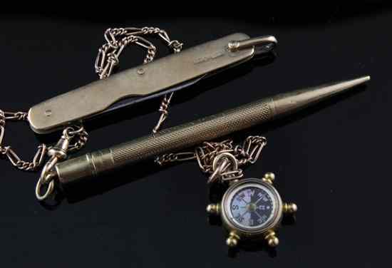 Appraisal: An Edwardian ct gold bloodstone set compass fob modelled as