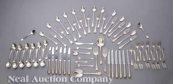 Appraisal: An Extensive Lunt Modern Victorian Sterling Silver Flatware Service for