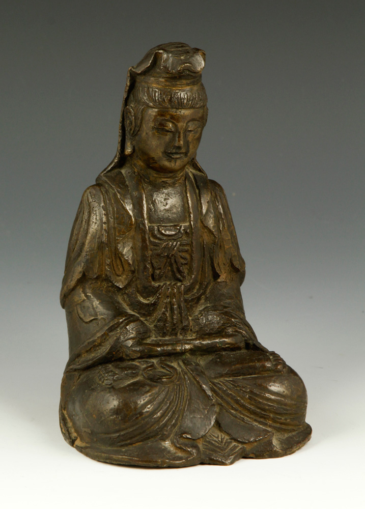 Appraisal: - Ming Dynasty Bronze Figure of Guanyin Bronze figure of