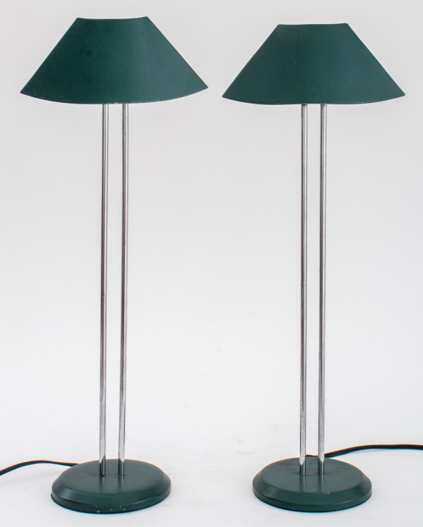 Appraisal: DUTCH DESIGN DELPHI METAL TABLE LAMP Pair of Dutch design