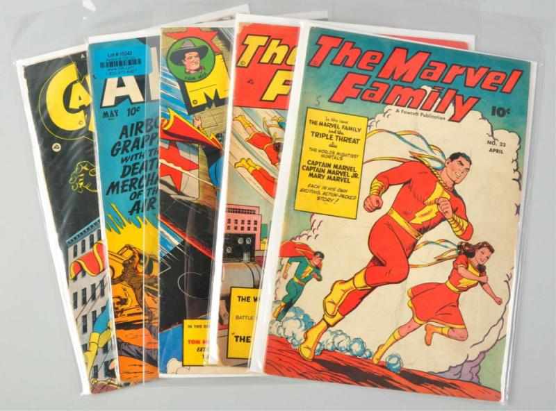 Appraisal: Lot of Golden Age Comic Books This lot includes The