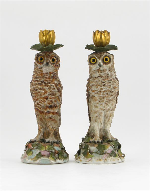 Appraisal: A pair of Continental porcelain owls