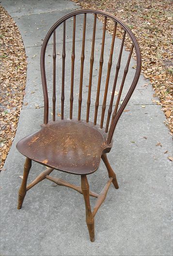 Appraisal: WALLACE NUTTING BOW BACK WINDSOR CHAIR Original label under seat