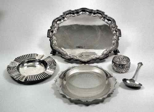 Appraisal: An Elizabeth II silver circular salver with shaped piecrust rim