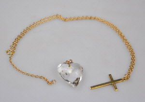 Appraisal: ct gold cross and chain approx g to w heart-shaped