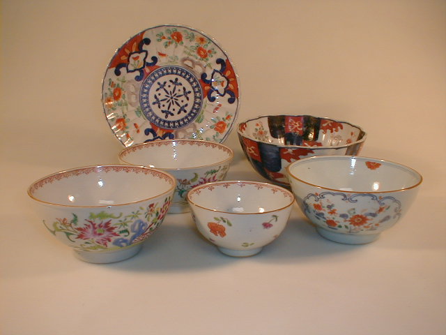 Appraisal: Five various Chinese and Japanese bowls and an Imari plate