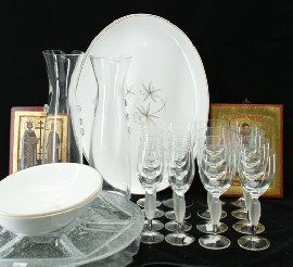 Appraisal: An assortment of items including sixteen wine glasses various sizes