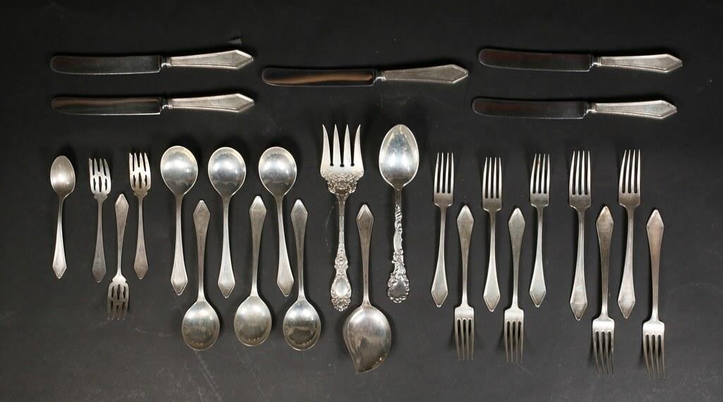 Appraisal: Sterling silver serving fork Wallace serving spoon knives teaspoon fish