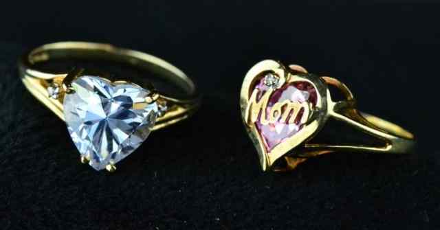 Appraisal: LADY'S AND MOM'S RINGIncluding heart-shaped faux diamond and heart-shaped ring