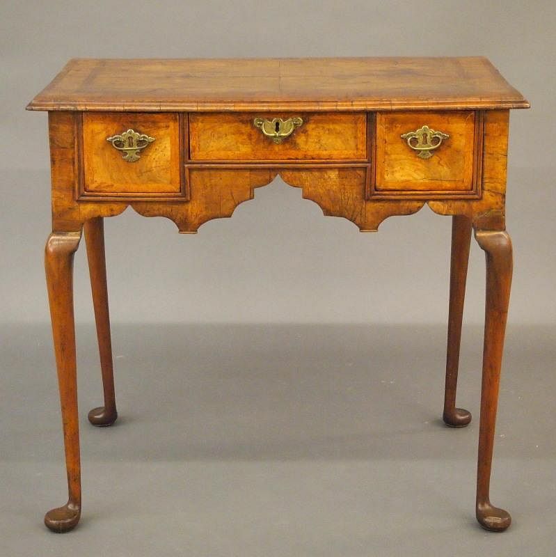 Appraisal: QA Walnut lowboy An early th century Queen Anne Period