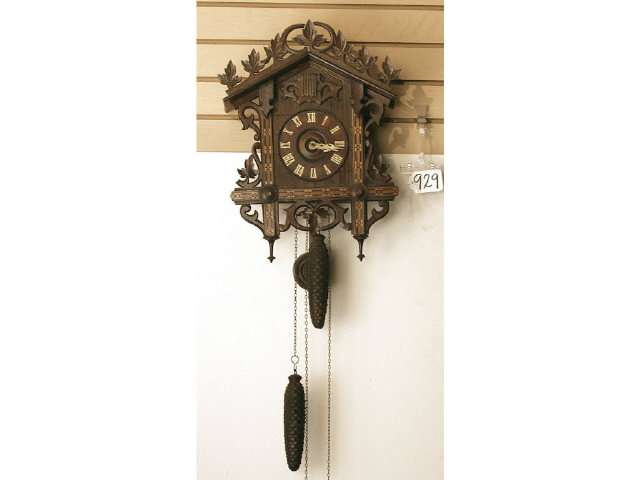 Appraisal: Fine Vintage hand carved Black Forest wall cuckoo clock featuring